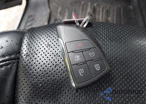 2023 Chevrolet Suburban 4Wd Ls z USA, uszkodzony, nr VIN 1GNSKBKD9PR154654